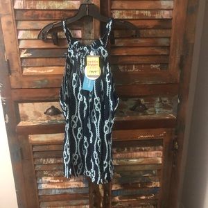 NWT Escapada Living Alice Tank Top Blouse Shirt Navy White Cruise Resort…